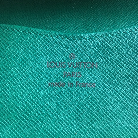 SOLD- 🚫Authentic Louis Vuitton Josephine Wallet - Picture 3 of 8